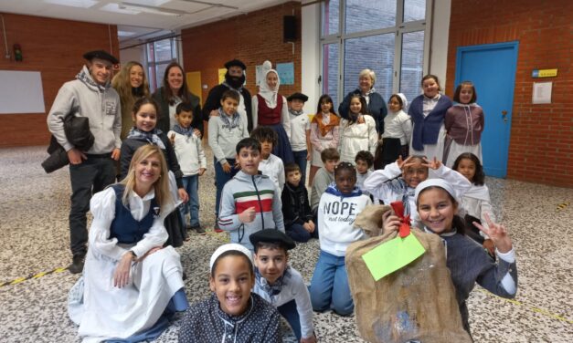 Olentzero eta Mari Domingi Ikastolan